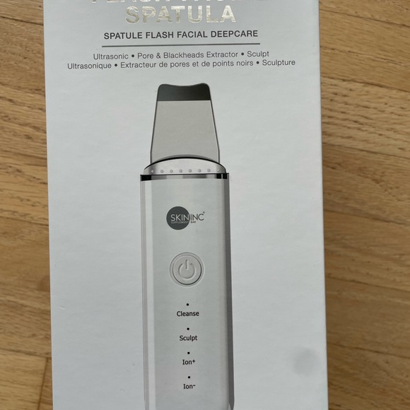 Skin Inc Facial Spatula - Picture 1 of 8
